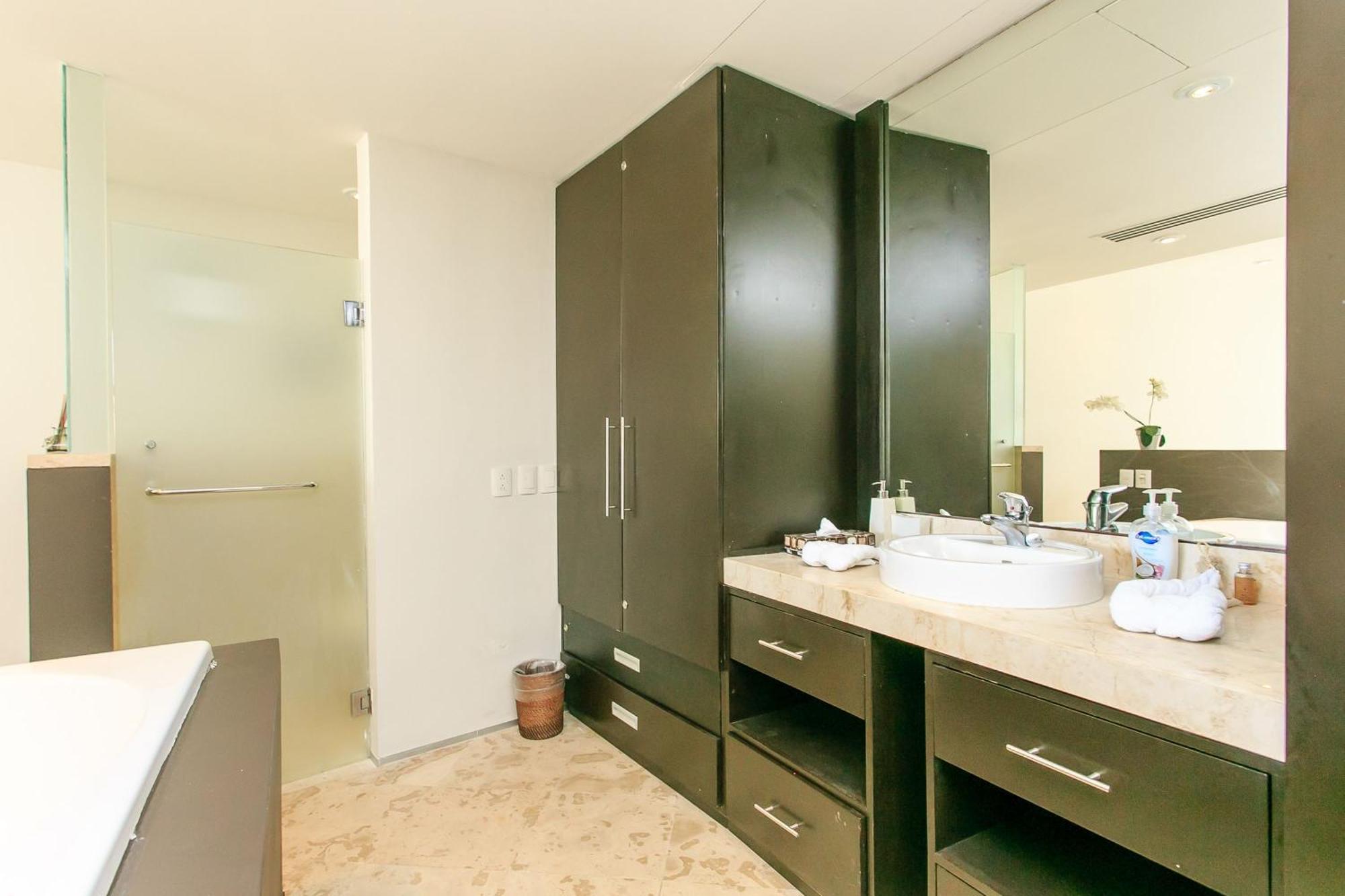 Spacious Magia Steps To The & 5th Ave Appartement Playa del Carmen
